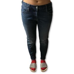 Classic Levi’s 501s in Gorgeous Dark Wash